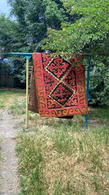 продаются ковры: Ковер Б/у, Сделано в Кыргызстане, Безналичная/наличная оплата