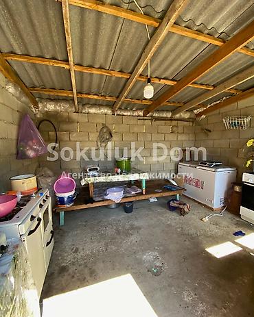 Продажа коттеджей и домов: 🏠Продается дом в селе Сокулук, верхняя зона. 🟡Комнаты: 4 🟡Участок: 7,5 — 5