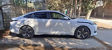 015 satisi: Avatr : 1.5 l | 2024 il Sedan — 4