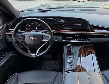 2022: Cadillac Escalade: 2022 г., 6.2 л, Автомат, Бензин, Внедорожник — 7