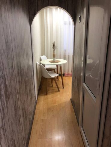 Köhnə tikili: Bakı, 2 otaqlı, Köhnə tikili, m. İnşaatçılar, 50 kv. m — 11