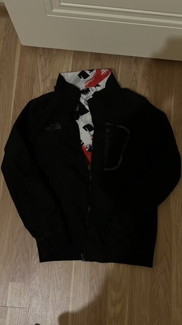 вещи бу купить: The North Face ikiüzlü yüngül jaket - Dizayn: Reversibl (iki tərəfli)