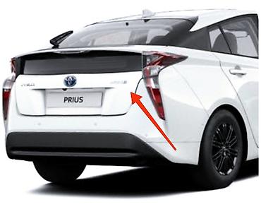 Крышка багажника Toyota, 2018 г., Б/у, Оригинал at lalafo.kg Крышка багажника Toyota, 2018 г., Б/у, Оригинал
