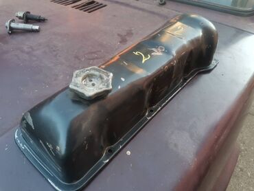 Auto delovi: Dekla, poklopac motora Lada 21213,21214 Niva br.2. Polovno, ocuvano — 5