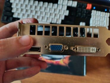 Avtoelektronika: Videokart NVidia GeForce GTX 750 Ti, < 4 GB, İşlənmiş