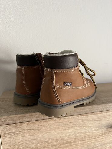 dzordanke za decu: Boots, Size - 24