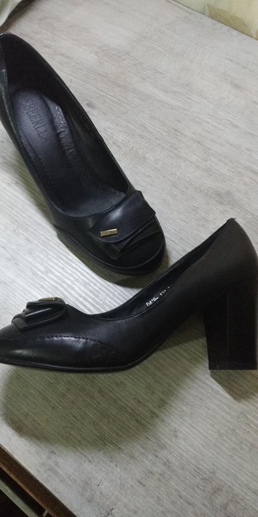 шикарные чёрные туфли: Туфли 36.5, цвет - Коричневый