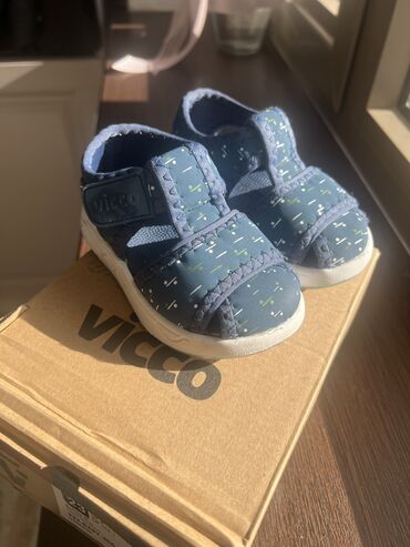 vicco обувь детская: Продаю детскую обувь Vicco, размер 23 (13,5 см). Причина продажи