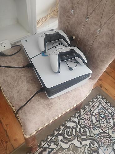 playstation 5 irsad: Sony PlayStation 5 oyun konsolu - Model: CFI-2016 (etiket üzərində — 1
