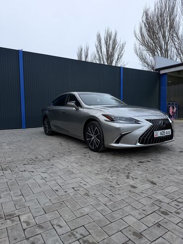 Lexus: Lexus ES: 2023 г., 2.5 л, Гибрид — 2