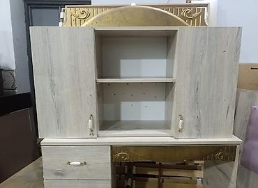 Oğlan və qız üçün, İşlənmiş, Siyirməli, Yazı masası