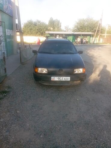 предлогайте варианты: Volkswagen Passat Variant: 1992 г., 1.8 л, Механика, Бензин