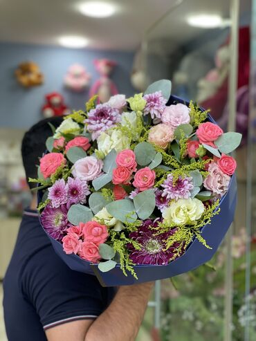 nərimanovda iş elanları: Florist telüb olunur