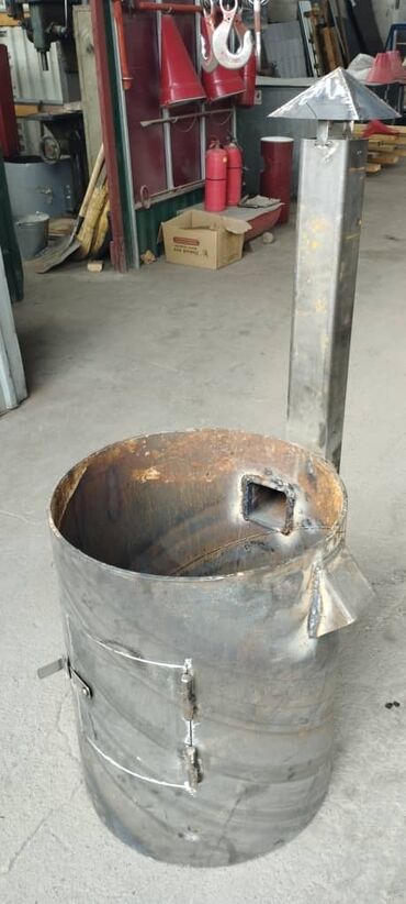 печка кондитерский: Продаю печь под казан. 40 литров . диаметр трубы 500 мм. толщина 0,8