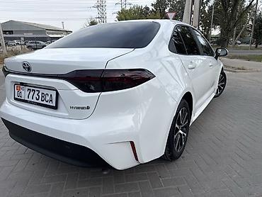Продажа авто: Toyota Levin: 2023 г., 1.8 л, Вариатор, Гибрид, Седан — 5