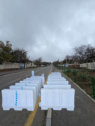 Baklar və çənlər: Bak, Plastik, Yeni — 11