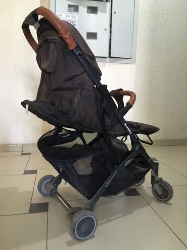baby stroller коляска: Коляска, цвет - Коричневый, Б/у