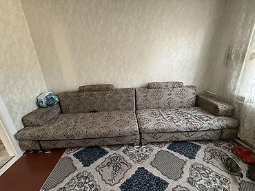 Модульный комплект мягкой мебели в классическом стиле.

Состояние 5/10