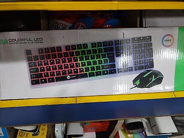 ipad 10 nesil: Yenidir Isiqli klavyatura ve maus bir yerde — 1