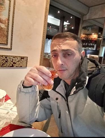 paketci teleb olunur: Sürücü vəya Mühafizəçi işi axtarıram. Mingəçevir. əmək haqqı 900 — 1