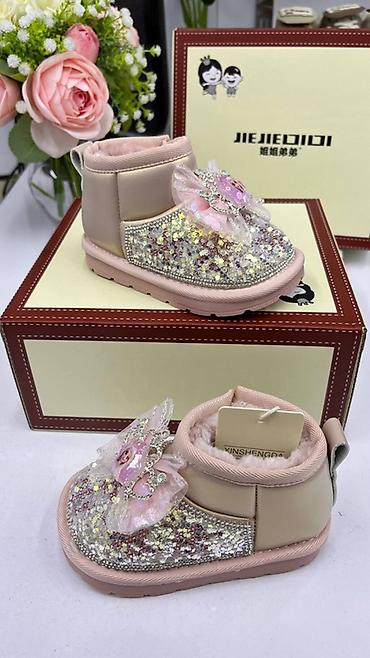 шлепки с пушком: Детские угги с мехом на молнии. Любительницы ЭЛЬЗЫ ВЫ здесь?😂🥰 — 3