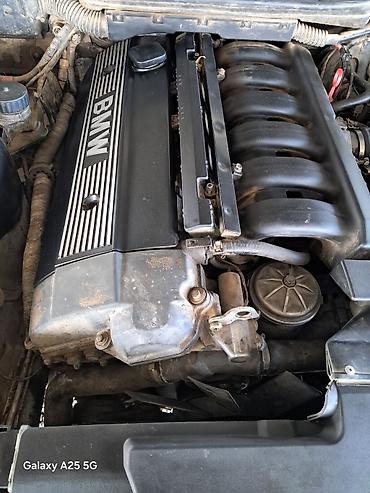 BMW: BMW 3 series: 2.5 l | 1993 il Sedan — 21