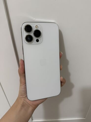 куплю айфон 13 про: IPhone 13 Pro Max, Б/у, 128 ГБ, Белый, Зарядное устройство, Защитное стекло, Чехол, 88 %