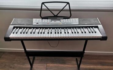 Tar: Yeni pianoya başlayanlar üçün ideal 5aktavalı Qiyməti 250 azn Flaşkart