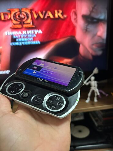 PSP (Sony PlayStation Portable): PSP GO ideal vezeyede prosivkadi snur kompleknen verilir