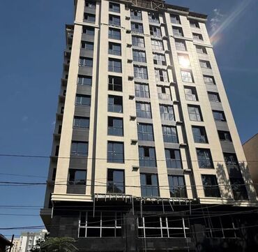 Батирлер: 1 бөлмө, 43 кв. м, Элитка, 3 кабат, ПСО (өзү оңдоп түзөтүп бүтүү үчүн)