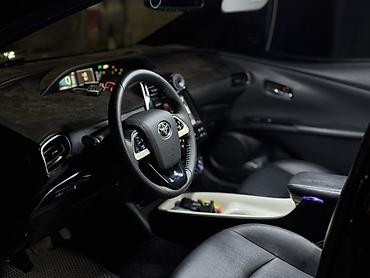 prius 2016: Toyota Prius: 2016 г., 1.8 л, Вариатор, Гибрид, Хэтчбэк — 10