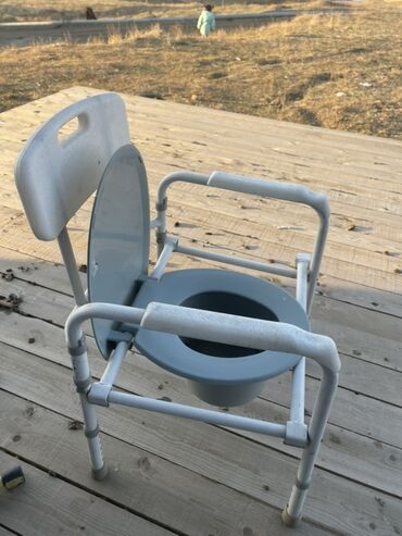 детскую кроватку кроватка к: Портативный туалет-стул (комод) - Стационарная рама из металлических