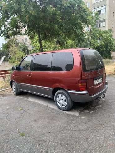 мазда требует: Nissan Serena: 2 л, Механика, Бензин, Минивэн