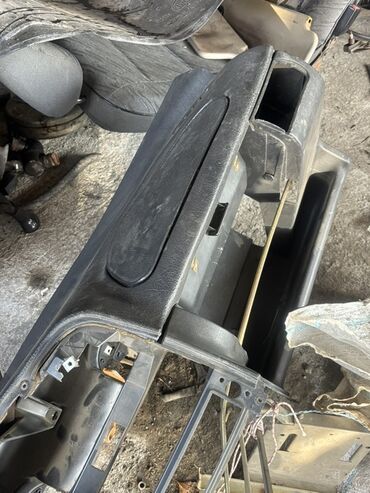 Digər avtomobil ehtiyat hissələri: VAZ/Lada üçün ehtiyat hissələri dəsti Satışda bir avtomobildən — 32