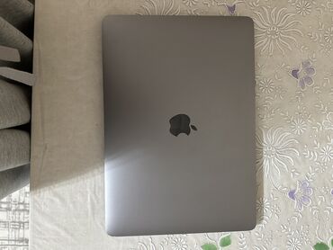 макбук 2011 года: Ноутбук, Apple, 8 ГБ ОЗУ, Apple M1, 13.3 ", Б/у, Для работы, учебы, память SSD