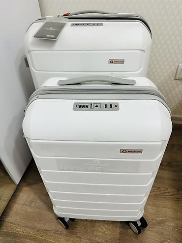 decathlon bishkek: Чемодан, Новый, Материал: Пластик, Средний (40 - 70 л), Вращающиеся колеса на 360° — 4