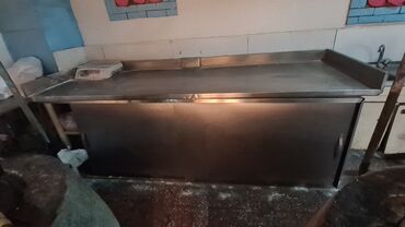 Tavalar: Metal stol restoran ucunnerjoveykadir konstruksoya ise