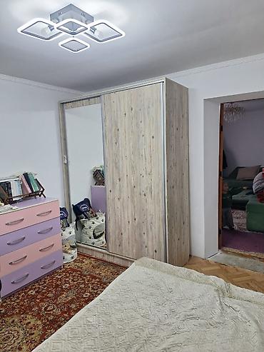 Продажа коттеджей и домов: Продаю 5-ком дом г.Кара-Балта. Дом находится в районе выше — 4