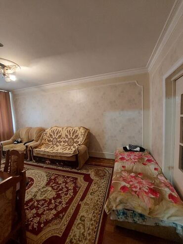 Köhnə tikili: Gəncə, 3 otaqlı, Köhnə tikili, 72 kv. m — 3