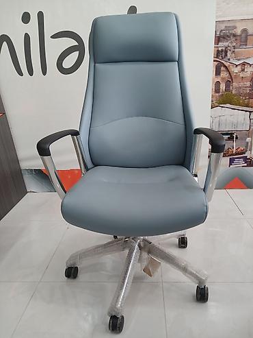 təzə mebellər: Ofis kreslosu – yüksək arxalı, erqonomik dizayn - Material: yumşaq — 2