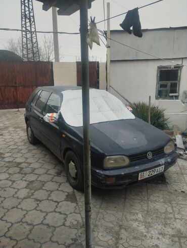 голы двойка: Volkswagen Golf: 1996 г., 2 л, Механика, Бензин, Хэтчбэк