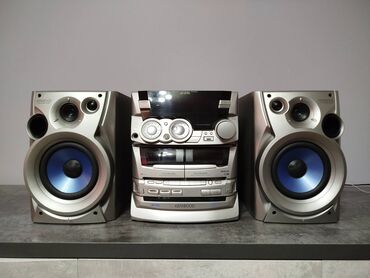 пионер калонка: Продаю недорого KENWOOD музыкальный центр есть AUX есть и другие муз