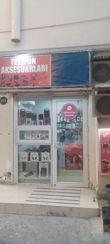 Telefon aksesuarları mağazasına satıcı xanım tələb olunur.is saatı 1
