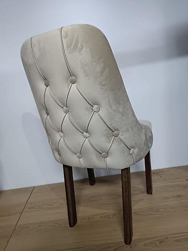 Stolice: Barska/klupska tapacirana stolica – elegantan model sa proštepom i — 5