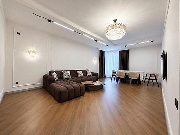 Yeni tikili: İcarəyə verilir 3 otaqlı yeni tikili 125 m², Nəsimi r. Kateqoriya — 5