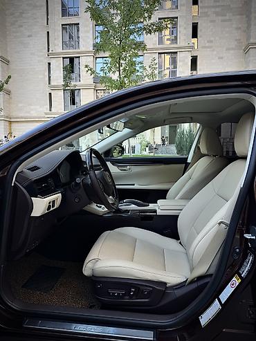 ешка 301: Lexus ES: 2017 г., 2.5 л, Вариатор, Гибрид, Седан — 10