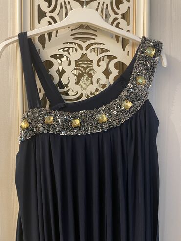 miqalka satilir: Вечернее платье, XL (EU 42)