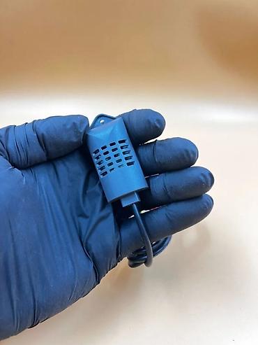 Ölçmə cihazları: Nəm regluyatoru XH-W3005 Nəm Reglüytoru XH-W3005 – Dəqiq və Etibarlı — 4