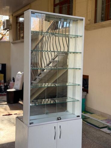 Dolab vitrinləri: Şüşəli dolab vitrini — 3