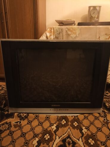 televizor 82: İşlənmiş Televizor Samsung 82" Ünvandan götürmə